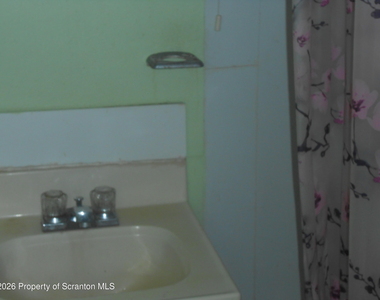 716-718 Landis Street - Photo Thumbnail 4