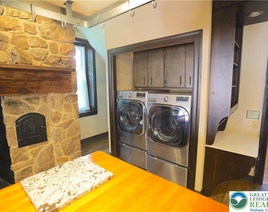 9020 Schantz Road - Photo Thumbnail 10