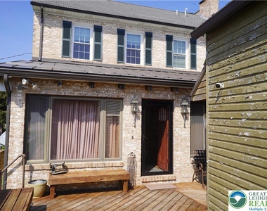 9020 Schantz Road - Photo Thumbnail 2