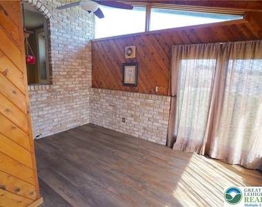 9020 Schantz Road - Photo Thumbnail 5