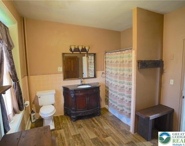 9020 Schantz Road - Photo Thumbnail 21