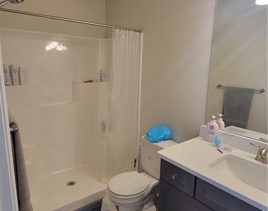 326 E Frankford Street - Photo Thumbnail 14