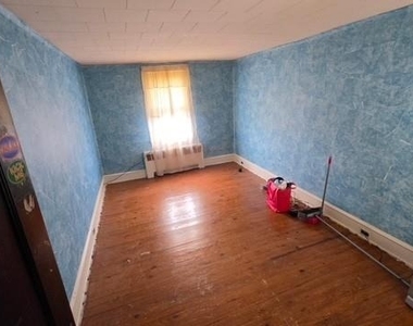 243 Pierce Street - Photo Thumbnail 12