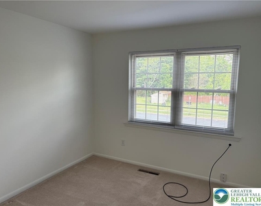 167 Sunshine Drive - Photo Thumbnail 15