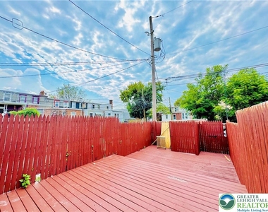 36 S Jefferson Street - Photo Thumbnail 28