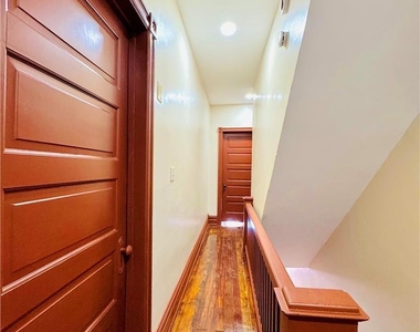 36 S Jefferson Street - Photo Thumbnail 13