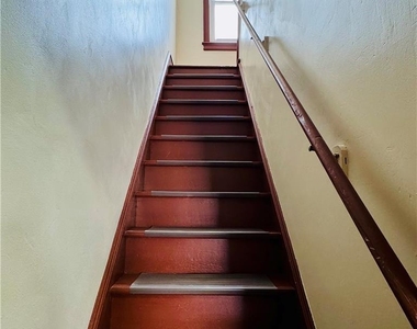36 S Jefferson Street - Photo Thumbnail 21