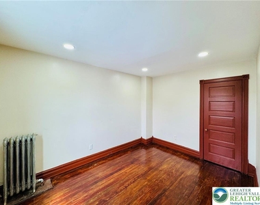 36 S Jefferson Street - Photo Thumbnail 23