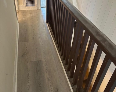 740 Laufer Street - Photo Thumbnail 9
