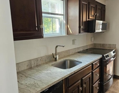 616 Beverly Drive - Photo Thumbnail 10