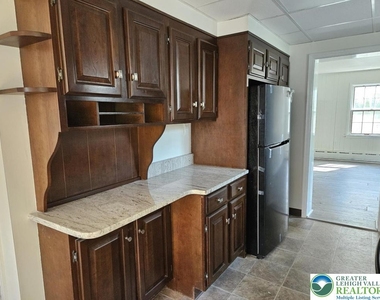 616 Beverly Drive - Photo Thumbnail 4