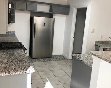 13700 Paseo Rico Circle - Photo Thumbnail 22
