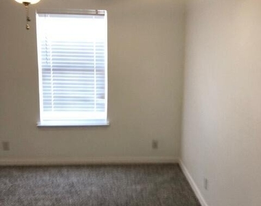 13700 Paseo Rico Circle - Photo Thumbnail 31