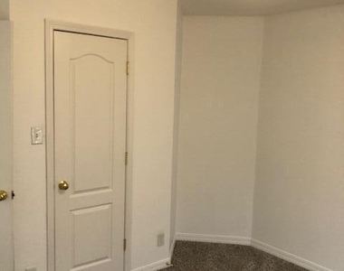 13700 Paseo Rico Circle - Photo Thumbnail 41