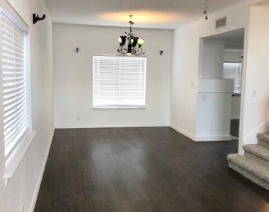 13700 Paseo Rico Circle - Photo Thumbnail 9