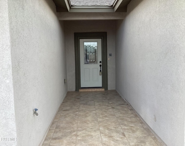 5925 Speyside Drive - Photo Thumbnail 1