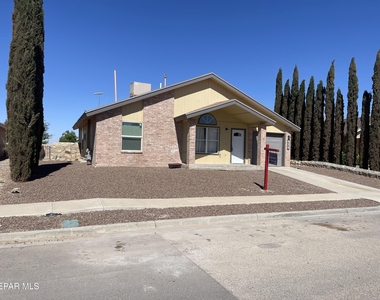 656 Orchid Drive - Photo Thumbnail 1