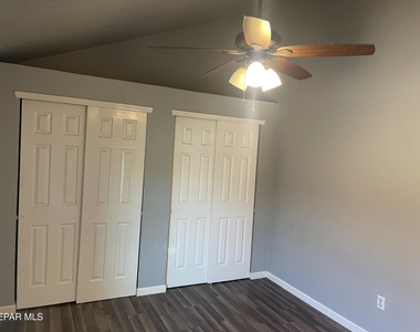656 Orchid Drive - Photo Thumbnail 14