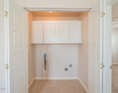 6537 Hoop Street - Photo Thumbnail 5
