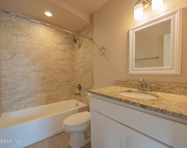 6537 Hoop Street - Photo Thumbnail 6