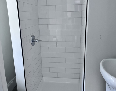 6088 Main Street - Photo Thumbnail 5