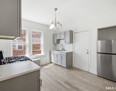 115 Baltimore Street - Photo Thumbnail 5