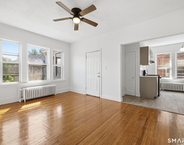115 Baltimore Street - Photo Thumbnail 2