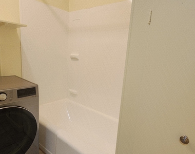 1267-unit B Thompson Road - Photo Thumbnail 6
