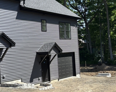 9 Putnam Park Road - Photo Thumbnail 1