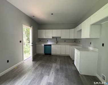 9 Putnam Park Road - Photo Thumbnail 10