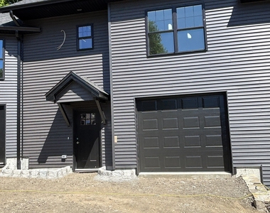 9 Putnam Park Road - Photo Thumbnail 2