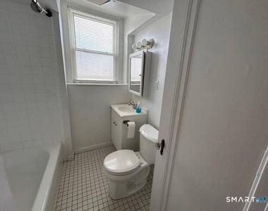 86 Grove Street - Photo Thumbnail 5