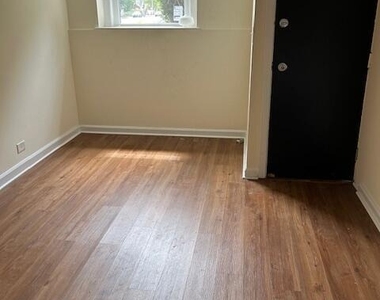 86 Grove Street - Photo Thumbnail 4