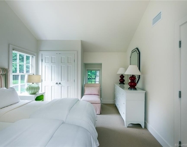 37 Turner Road - Photo Thumbnail 13
