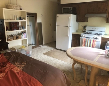 124 Lawn Avenue - Photo Thumbnail 2