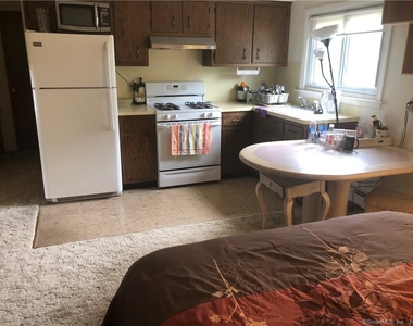 124 Lawn Avenue - Photo Thumbnail 1