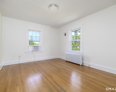 16 Vine Road - Photo Thumbnail 7