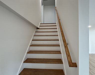 38 Golden Hill Street - Photo Thumbnail 4