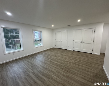 38 Golden Hill Street - Photo Thumbnail 5