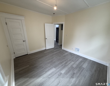 82 Bunker Hill Avenue - Photo Thumbnail 7