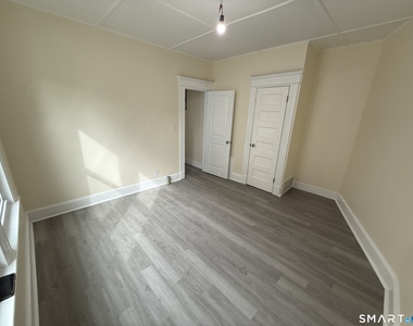 82 Bunker Hill Avenue - Photo Thumbnail 5