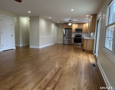 128 Center Road - Photo Thumbnail 3