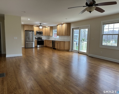 128 Center Road - Photo Thumbnail 6