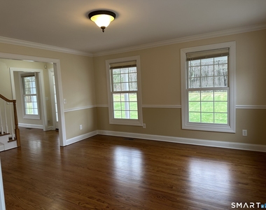 128 Center Road - Photo Thumbnail 7