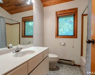 278 Woodchuck Lane - Photo Thumbnail 7