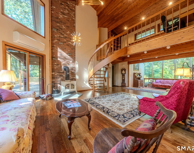 278 Woodchuck Lane - Photo Thumbnail 6
