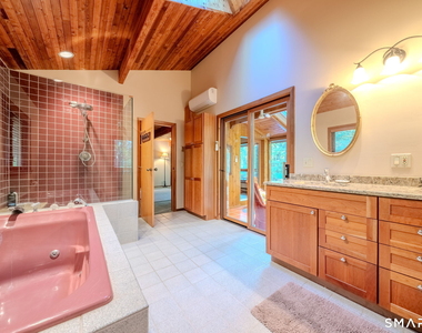 278 Woodchuck Lane - Photo Thumbnail 17
