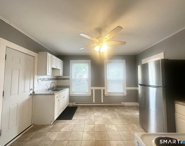 49 Dutton Street - Photo Thumbnail 4
