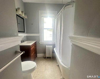 49 Dutton Street - Photo Thumbnail 9