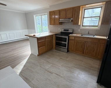 52 Academy Avenue - Photo Thumbnail 1